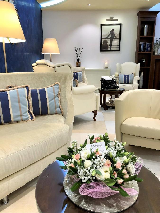 แอร์บาโวลโย โฮเทล Hotel ริมินี ภายนอก รูปภาพ