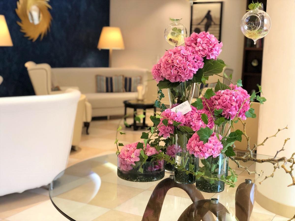 แอร์บาโวลโย โฮเทล Hotel ริมินี ภายนอก รูปภาพ